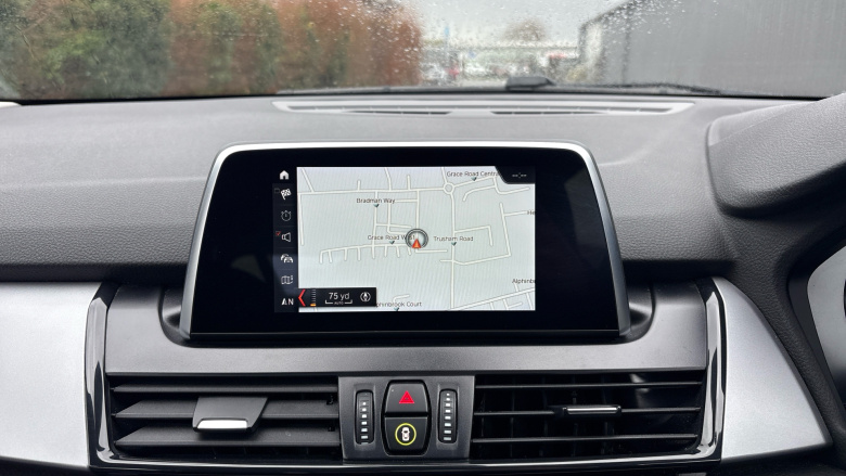 BMW 2 Series 218i SE 5dr Petrol Estate